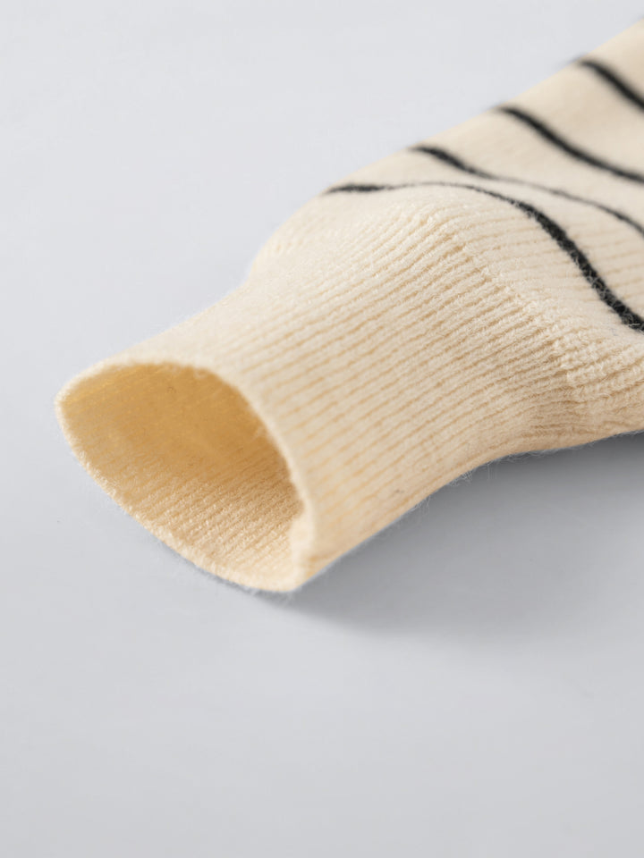 سترة مخططة بسحاب