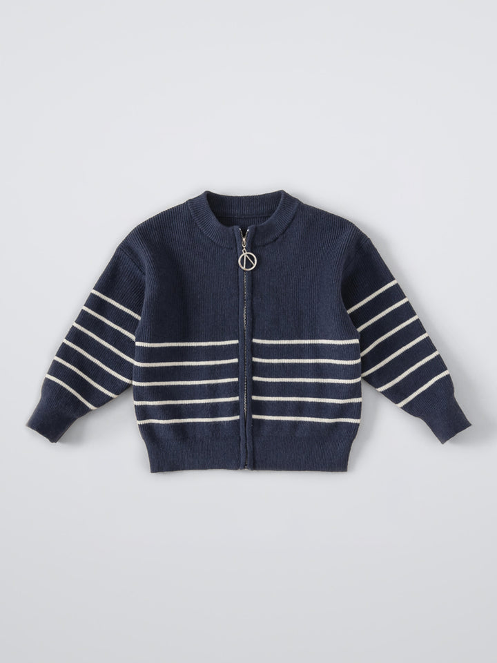 سترة مخططة بسحاب